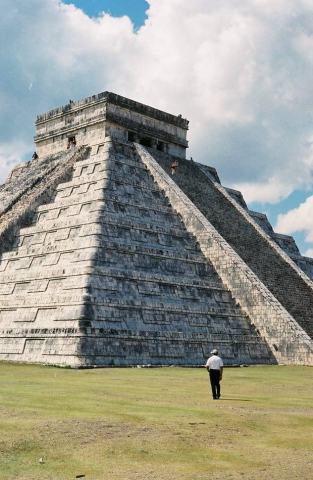 Visitor at El Castillo