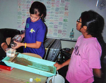 Science students get their hands dirty