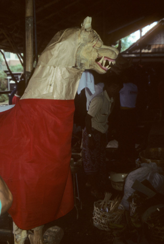 Lion figure into which a corpse will be placed for cremation