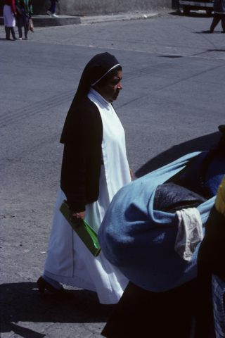 Roman Catholic nun in Saquisilí Ecuador 