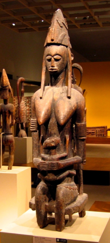 Mother and child figure from West Africa