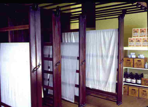 Laundry drying racks