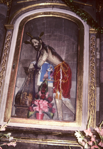 Niche statue of Jesus in Atotonilco, Mexico