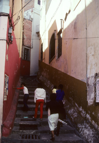 Narrow street in Guanajuato, Mexico