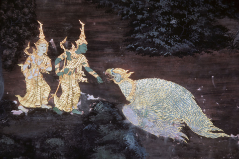 Wounded eagle king Sadayu brings Sita's ring to Rama (Thai  Ramayana mural)